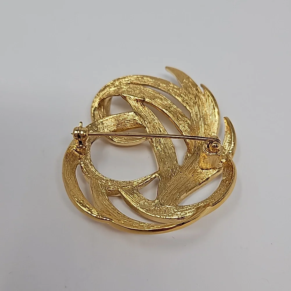 Vintage Monet Gold Tone Brooch Textured Swirl Leaf Classic Signed